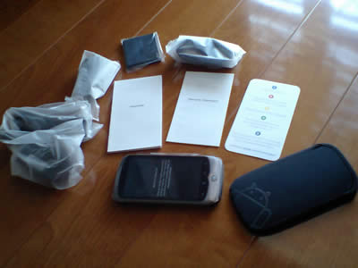 Nexus One の内容物